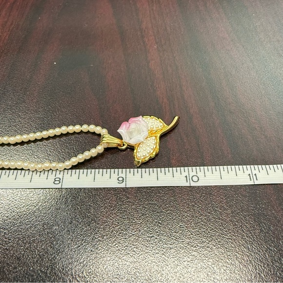 Avon “Porcelain Blossom” Gold and Pink Necklace with Heart Pendant NIB 1991 - Picture 4 of 9